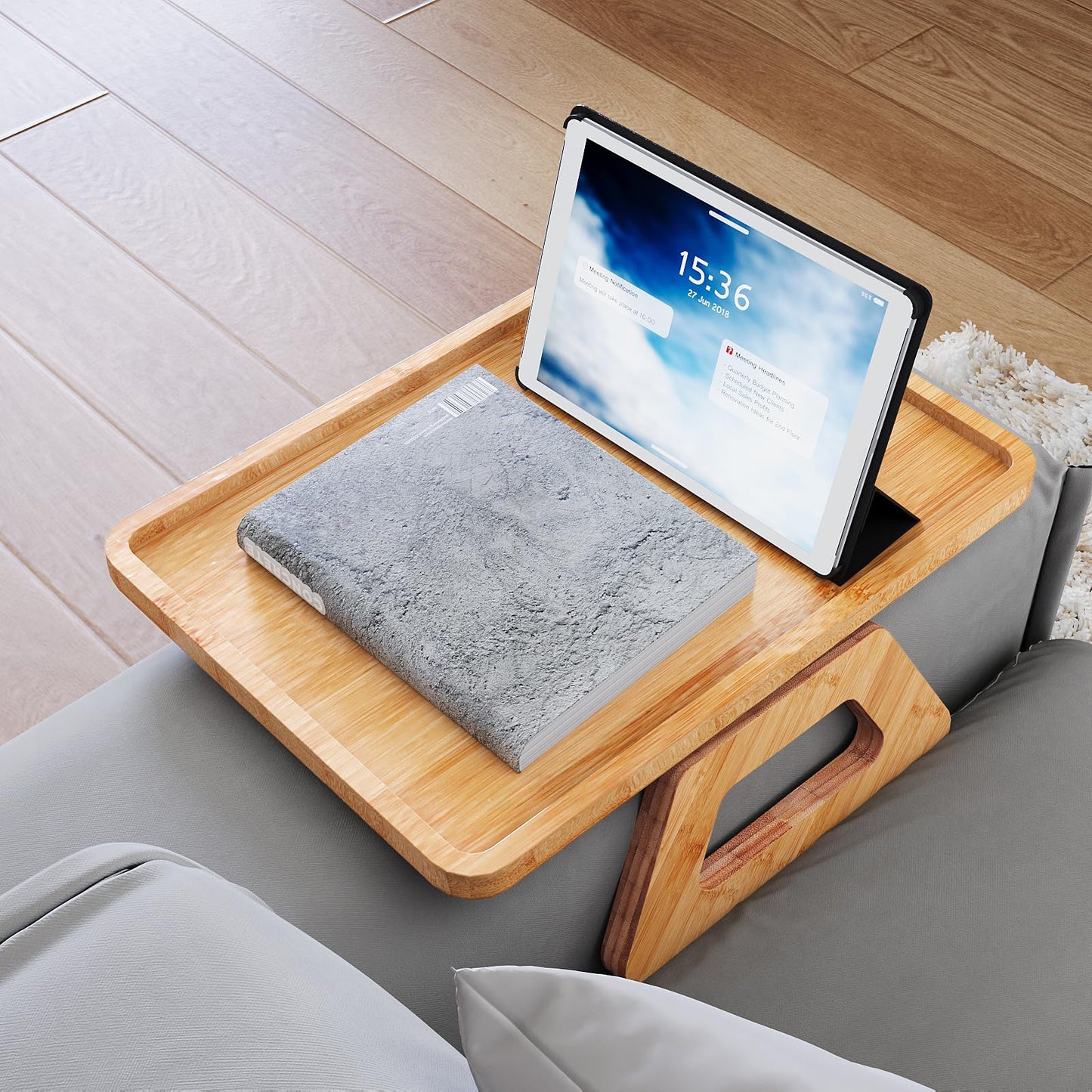 Danfoxer Couch Arm Tray,Bamboo Folding Sofa Tray,Sofa Armrest Trays Clip-On Couch Desk for Drinks,Snacks,Phone,Remote Control（Natural）