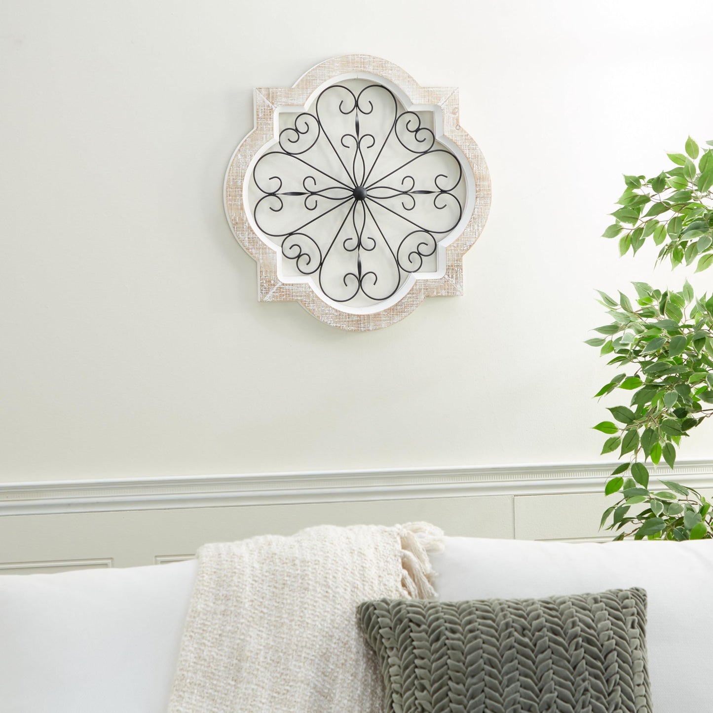 Deco 79 Wooden Scroll Home Wall Decor Wall Sculpture with Metal Scroll Work, Wall Art 22" x 1" x 22", White