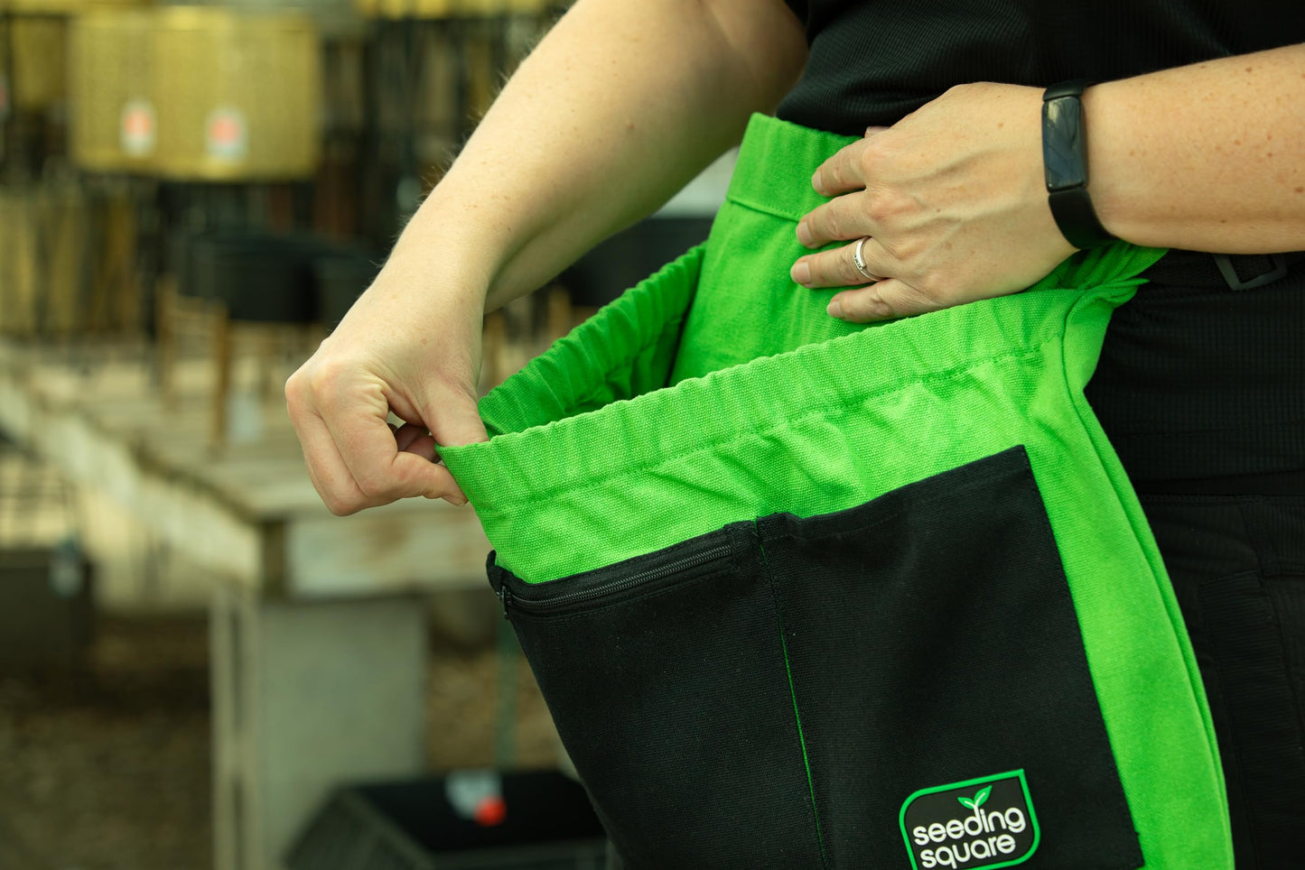 Seeding Square Harvest Garden Apron – pick fruits, vegetables, eggs and weeds & store small tools, seeds and personal items (Black Pockets on Green)