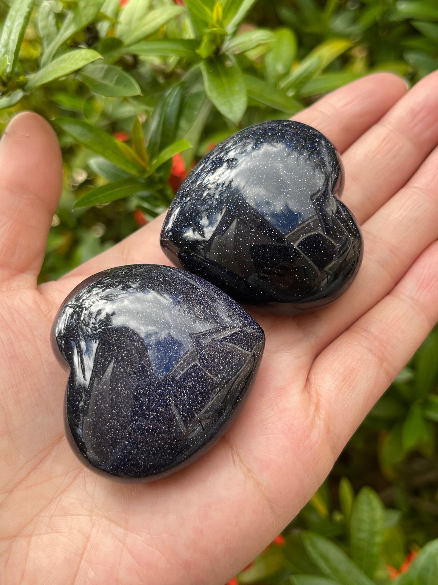 GAF TREASURES Blue Goldstone Gemstone Hearts, Polished Blue Goldstone Puffy Hearts, Blue Goldstone Crystal Palm Stone, Blue Goldstone Healing Crystal Hearts (1 Heart)