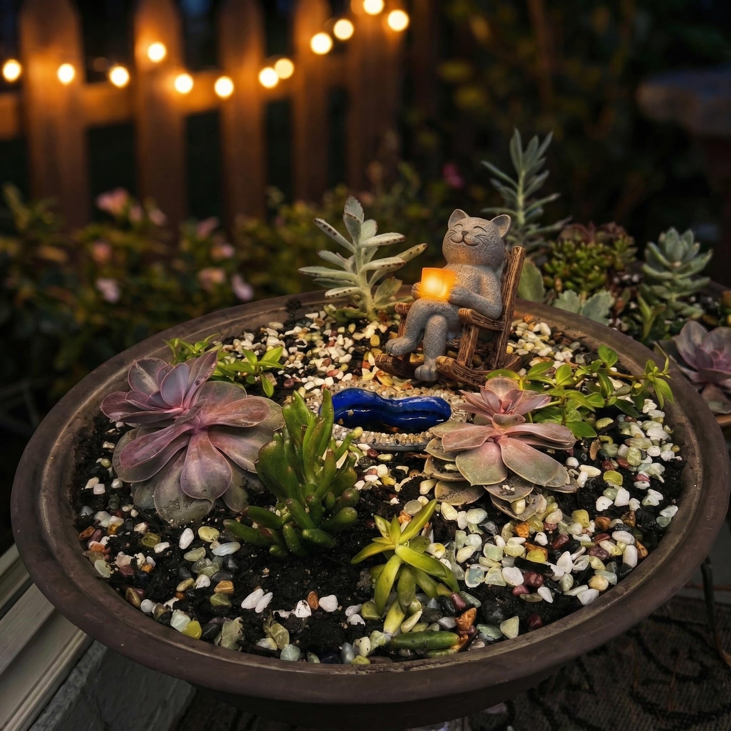 Lyeasw Cat Solar Garden Statues - 4inch Outdoor Decor for Patio, Lawn, Yard, Porch- Miniature Cute Cat Outdoor Figurine with LED Lights - Housewarming Birthday for Women, Mom, Cat Lovers
