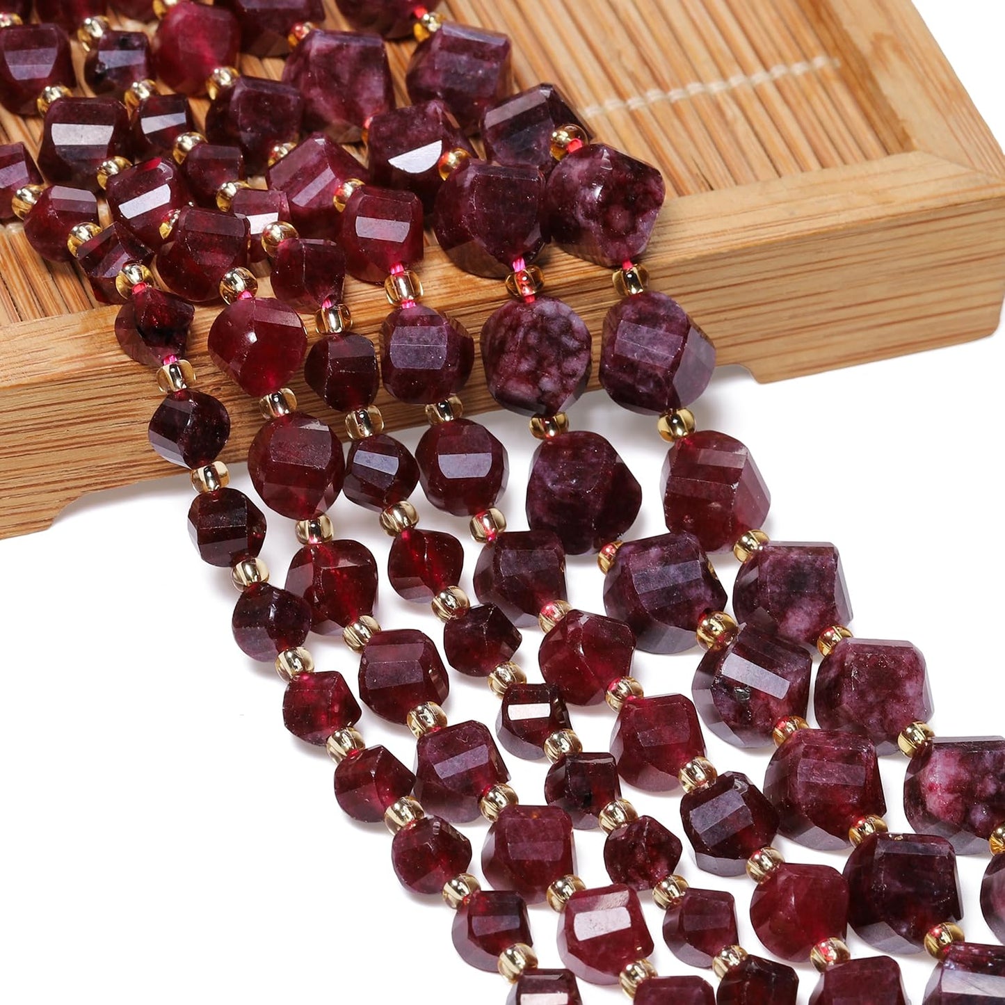Yochus 42pcs Natural Garnet Stone Beads for Bracelet，2strands 6mm Facted Twist Loose Gemstone Beads for Jewelry Making DIY Craft Necklace Earring