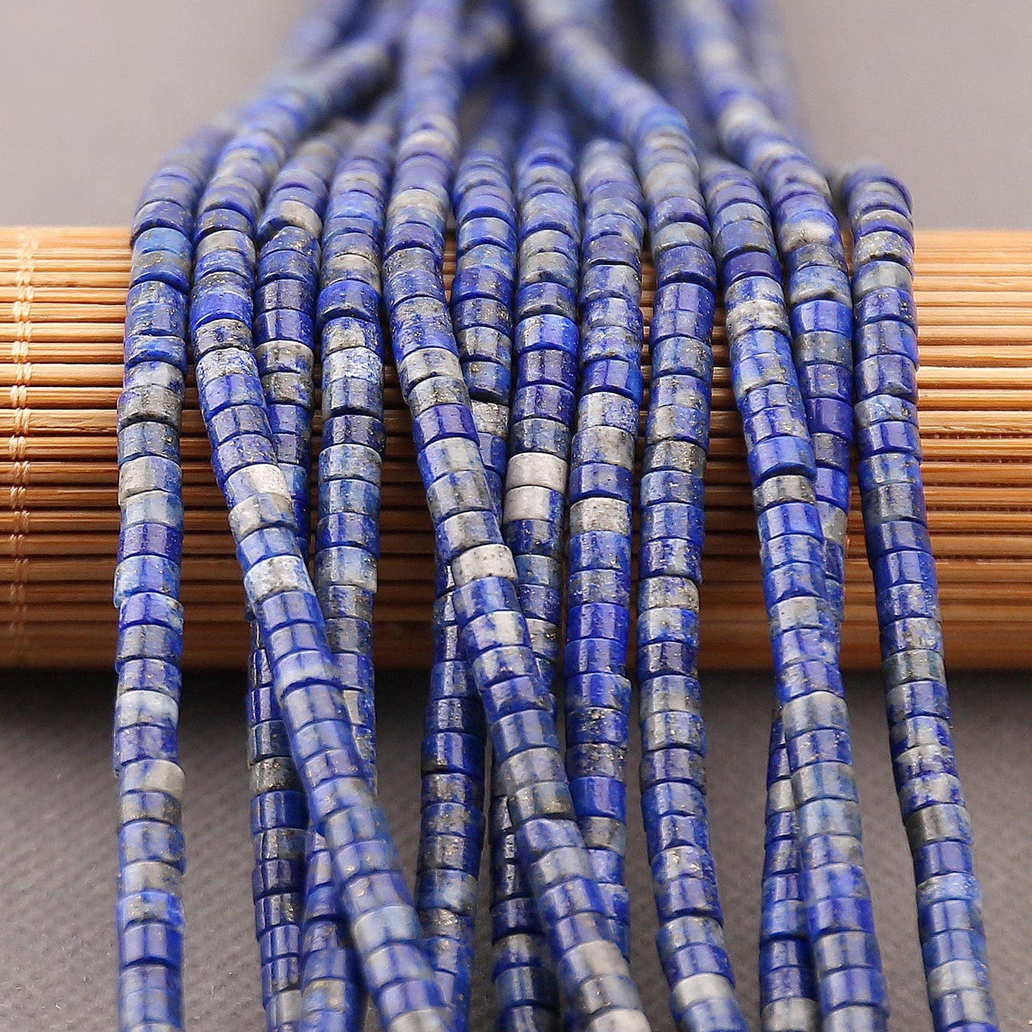 150PCs Natural Lapis Lazuli Spacer Beads, Loose Semi Precious Flat Round Gemstone Heishi Disc Stone Beads for Beading Jewelry Making 4mm*2mm 38cm