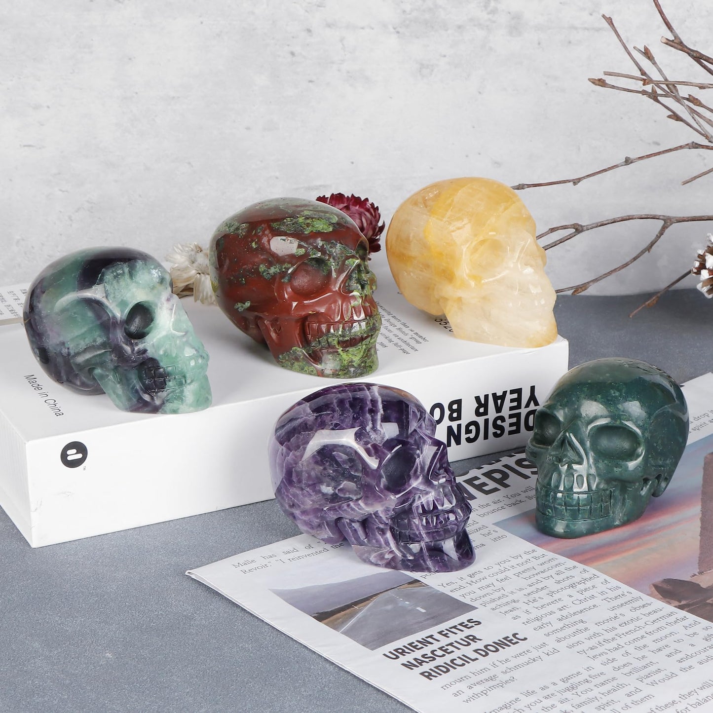 LEADGEM Amethyst Crystal Skull Head Figurine Hand Carved Large Quartz Gemstone Skull Statue Sculpture Decor for Day of The Dead Halloween(3 Inches)