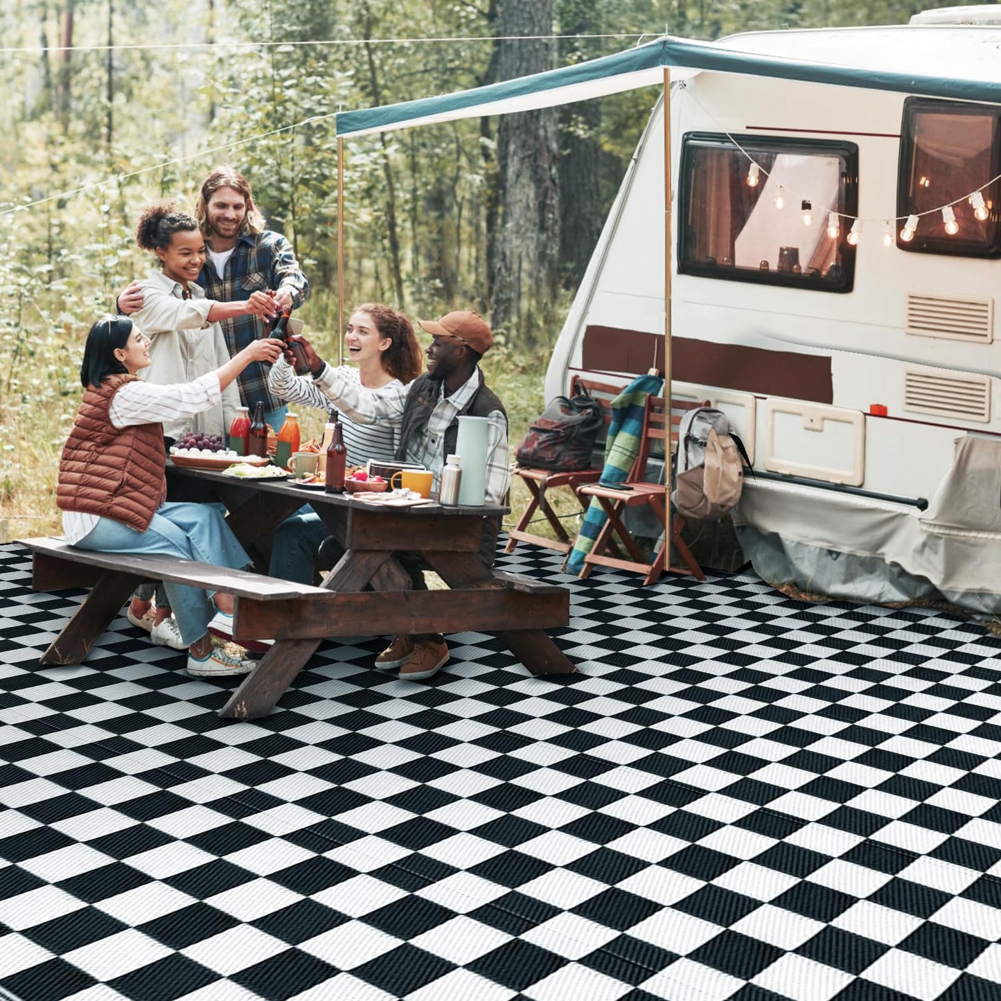 GOTGELIF Black and White Classic Checkerboard Outdoor Area Rug 9x18FT, Reversible & Water-Resistance & Portable Plastic Straw Rug for RV Trips, Picnic, Camping, Outdoor, Garden, Patio