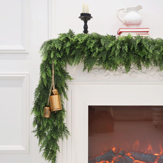 Christmas Cedar Garland Artificial Realistic Green Faux Real Touch Winter Pine Garland for Mantle Fireplace Wall Table Indoor Outdoor Decoraiton 5FT