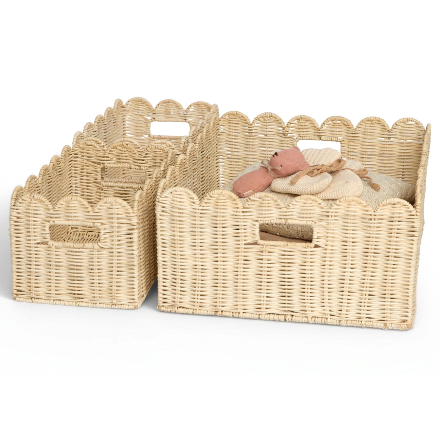 BEBE BASK Handwoven Scalloped Wicker Basket – Rattan Scalloped Basket Set of 3 (17 × 13 × 7 in), Wicker Baskets for Organizing, Wicker Storage Baskets for Shelves, Nursery and Home