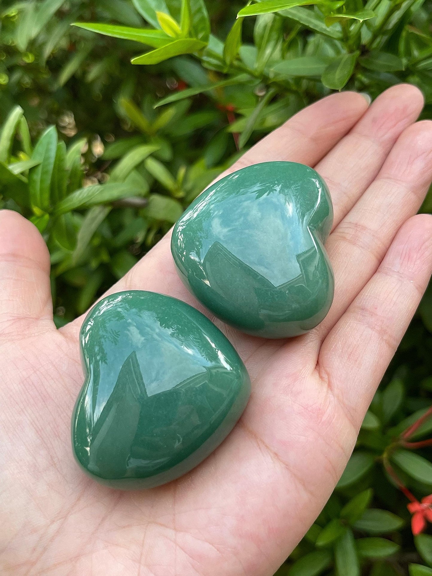 Green Aventurine Gemstone Hearts, Polished Green Aventurine Puffy Hearts, Green Aventurine Crystal Palm Stone, Green Aventurine Healing Crystal Hearts (1 Heart）
