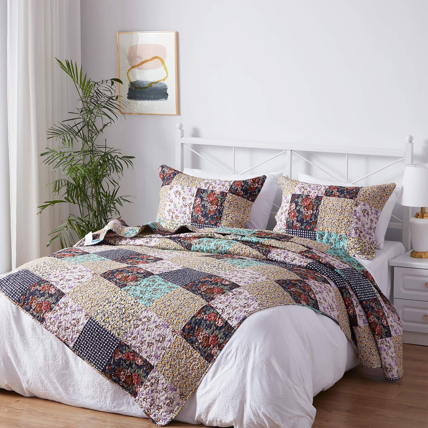 SunStyle Home Patchwork Quilt King Size, Soft Durable Quilted Bedspread Lightweight Comforter Reversible Boho Printed Bed Coverlet Blanket King Quilt Bedding Set with Pillow Shams for All Season 3Pcs