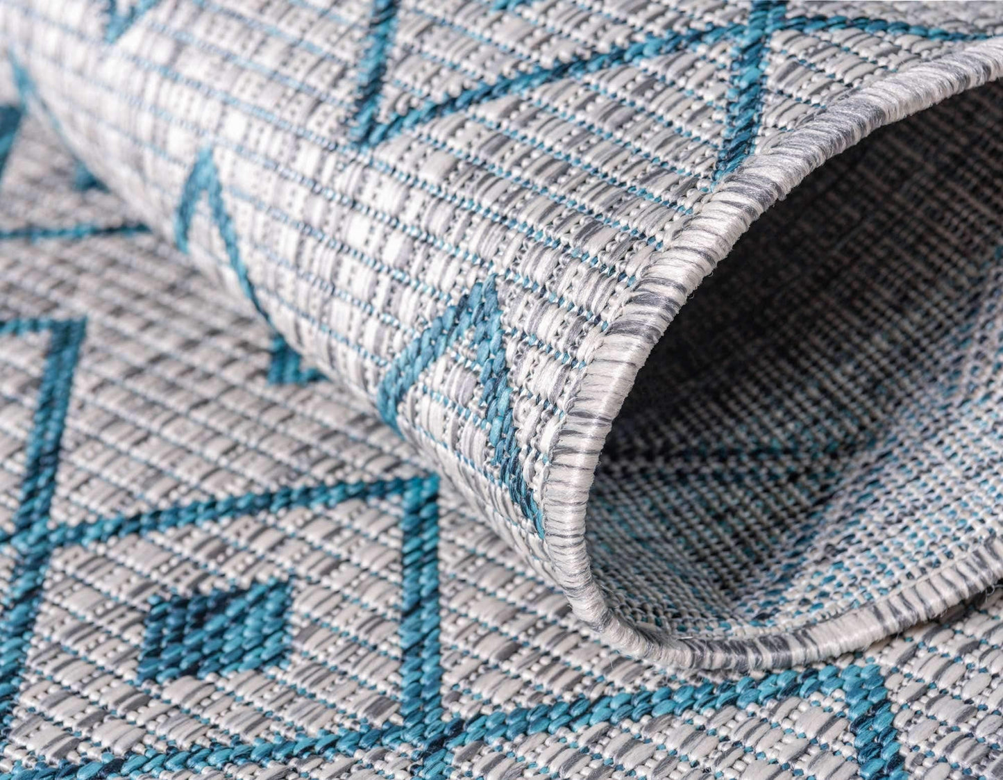 Unique Loom Outdoor Trellis Collection Area Rug - Tribal Trellis (5' 1" x 8' Rectangle, Light Blue/ Ivory)