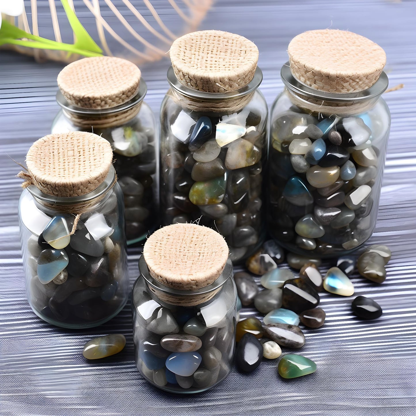 SigMntun Polished Labradorite Crystal Chips 200 Pcs - 0.3" 10 Ounces Tumbled Stone Rock Jasper Agate Chips Crushed Sea Glass Stones Healing Reiki Crystal Making Home Decoration