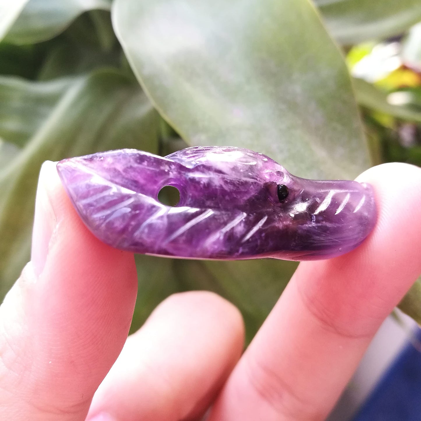 Bacatgem Natural Amethyst 1.57 inchs Wolf Head Pocket Crystals and Healing Stone Figurine,Haped DIY-Jewelry Pendant