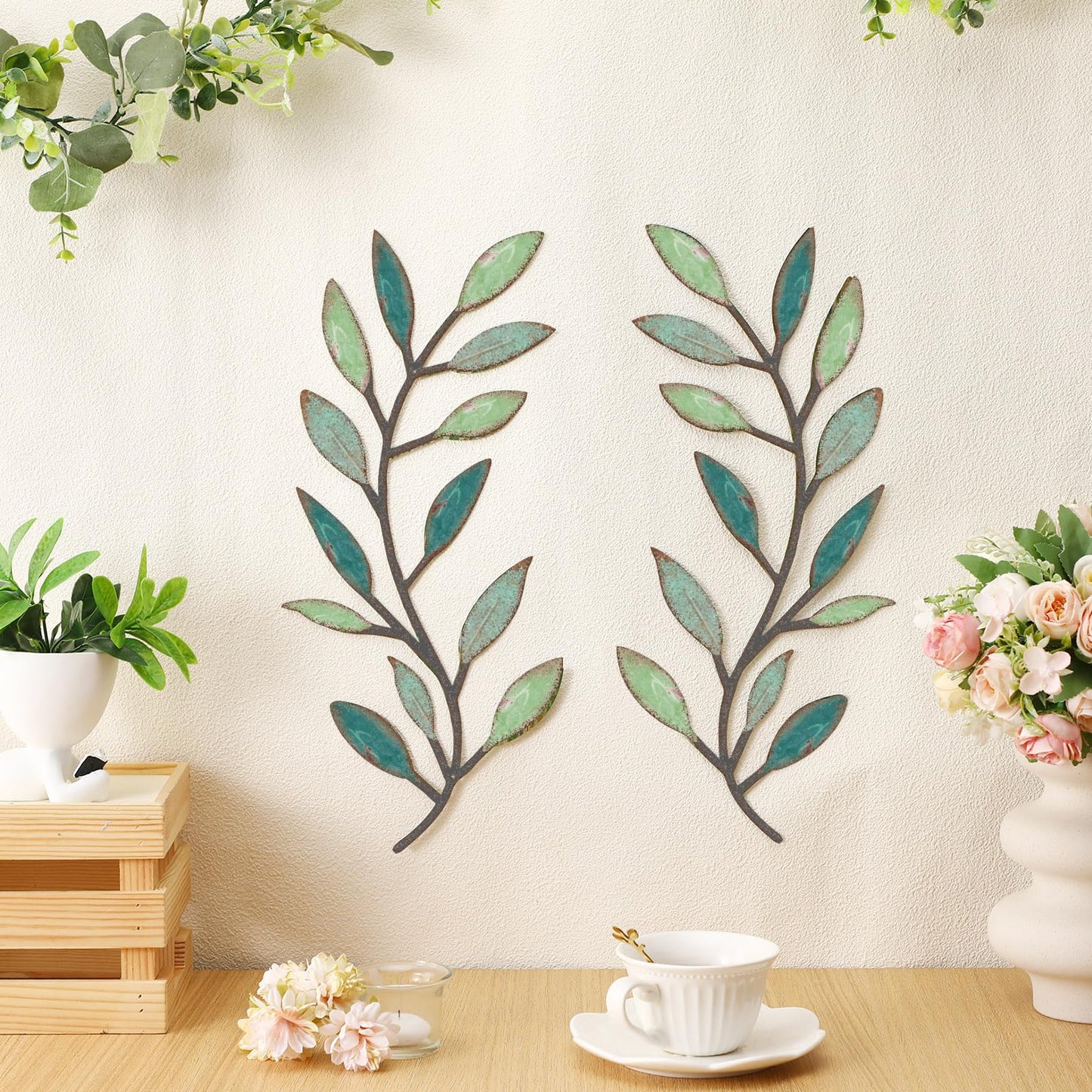 Zhengmy 2 Pieces Metal Tree Leaf Wall Decor Vine Olive Branch Leaf Wall Art Living Room, Hallway Wall Decor Outdoor Decoration(Gradient Green)