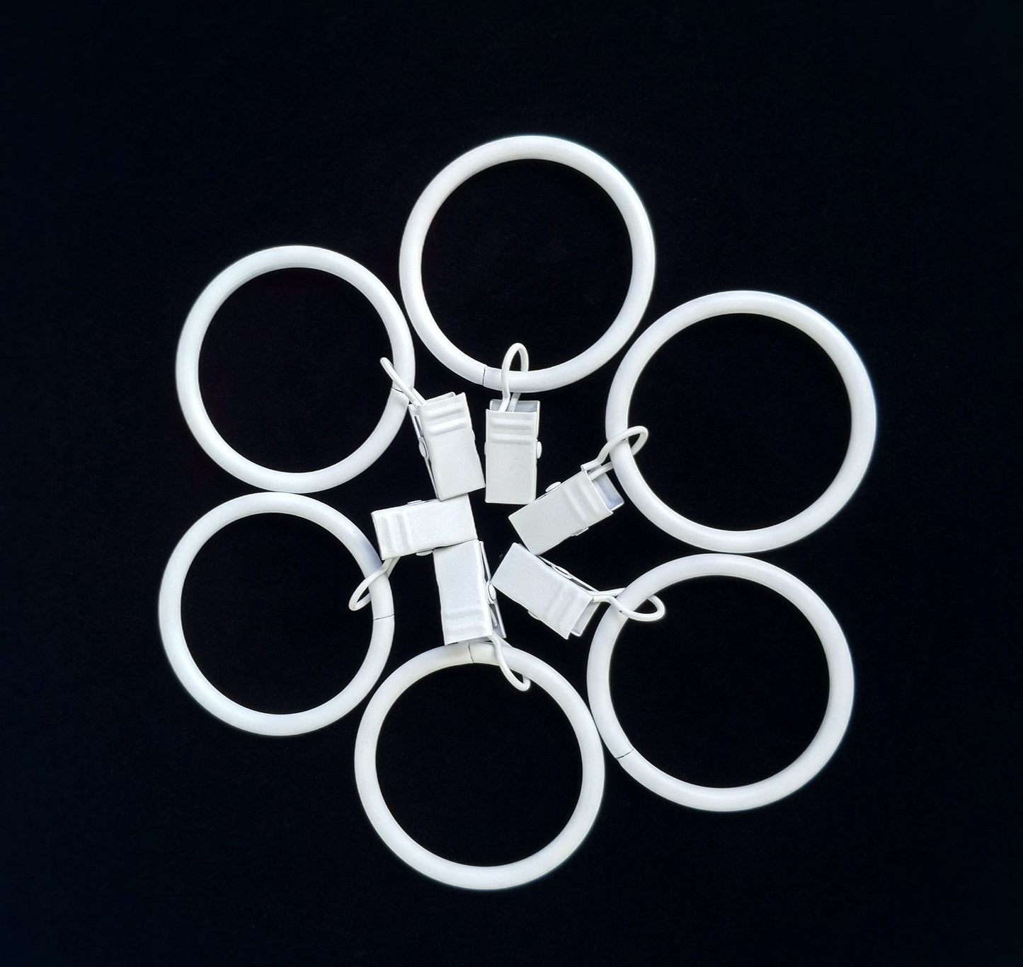 T-Juan MM (1.5") 1.5 Inches Smooth Metal Curtain Rings with Clips (28, White)