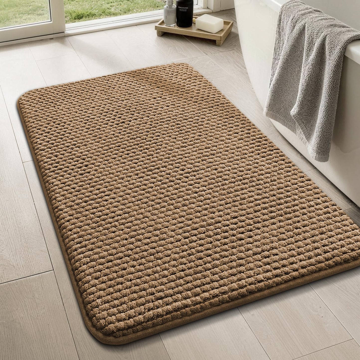 YIHOUSE Bathroom Rugs 17x24, Extra Thick Soft Absorbent Chenille Bath Rug Non-Slip Quick Dry, Machine Washable Bath Mats for Bathroom, Floor, Tub and Shower, Home Decor, Beige