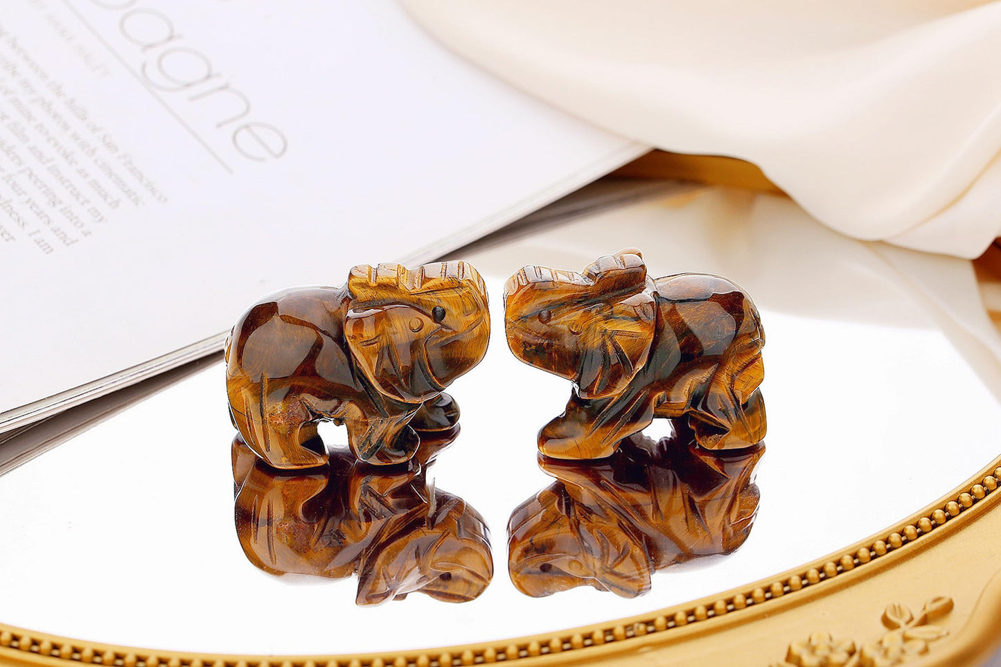 QINJIEJIE Tiger Eye Elephant Crystals Elephant Decor Healing Crystal Statue Pocket Polished Guardian Stones Figurine Office Room Cute Desk Gem Decor Spiritual Gift Christmas Meditation