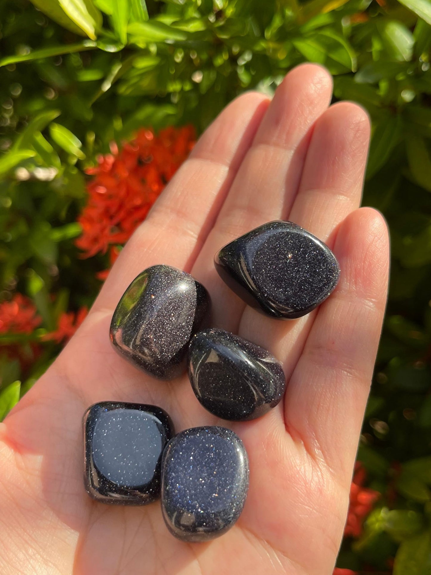 GAF TREASURES 5 Pcs Blue Goldstone Tumbled Stones, Polished Blue Goldstone Gemstone, Blue Goldstone Healing Crystals (Blue Goldstone)
