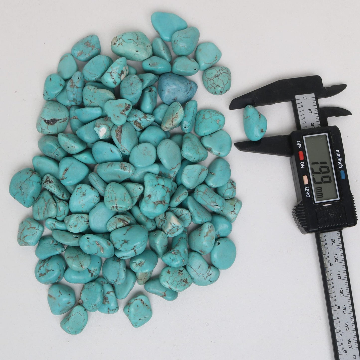 REAL-GEMS Natural Raw Healing Crystals Rough Stones for Tumbling, Cabbing, Polishing, Wire Wrapping, Wicca & Reiki Crystal Healing, Mix Gemstones,7 Chakra (Turquoise)