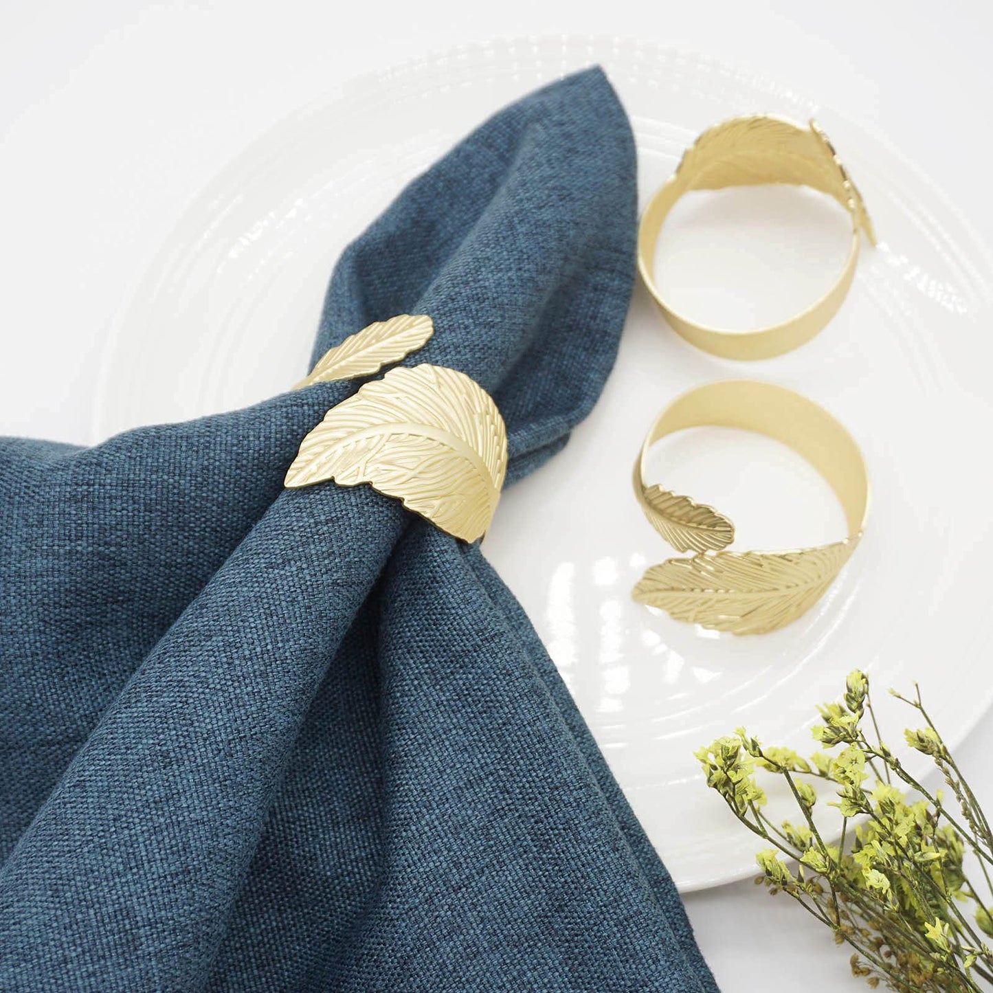 Utalek Gold Leaf Napkin Rings Set of 12, Leaves Napkin Rings for Table Setting, Metal Leaf Napkin Holder Rings for Holiday Party,Wedding, Banquet, Formal or Casual Dinning Table Decor (Gold)