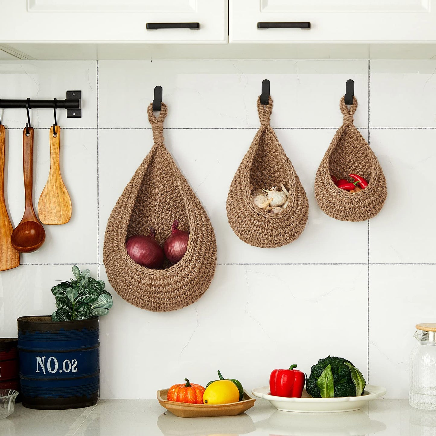 Honeydak Boho Decor Hanging Wall Baskets for Kitchen 3 Pack Teardrop Baskets with Hooks Storage Fruit Onion Vegetable Potato for Home 3 Sizes(Linen,Teardrop,Jute)