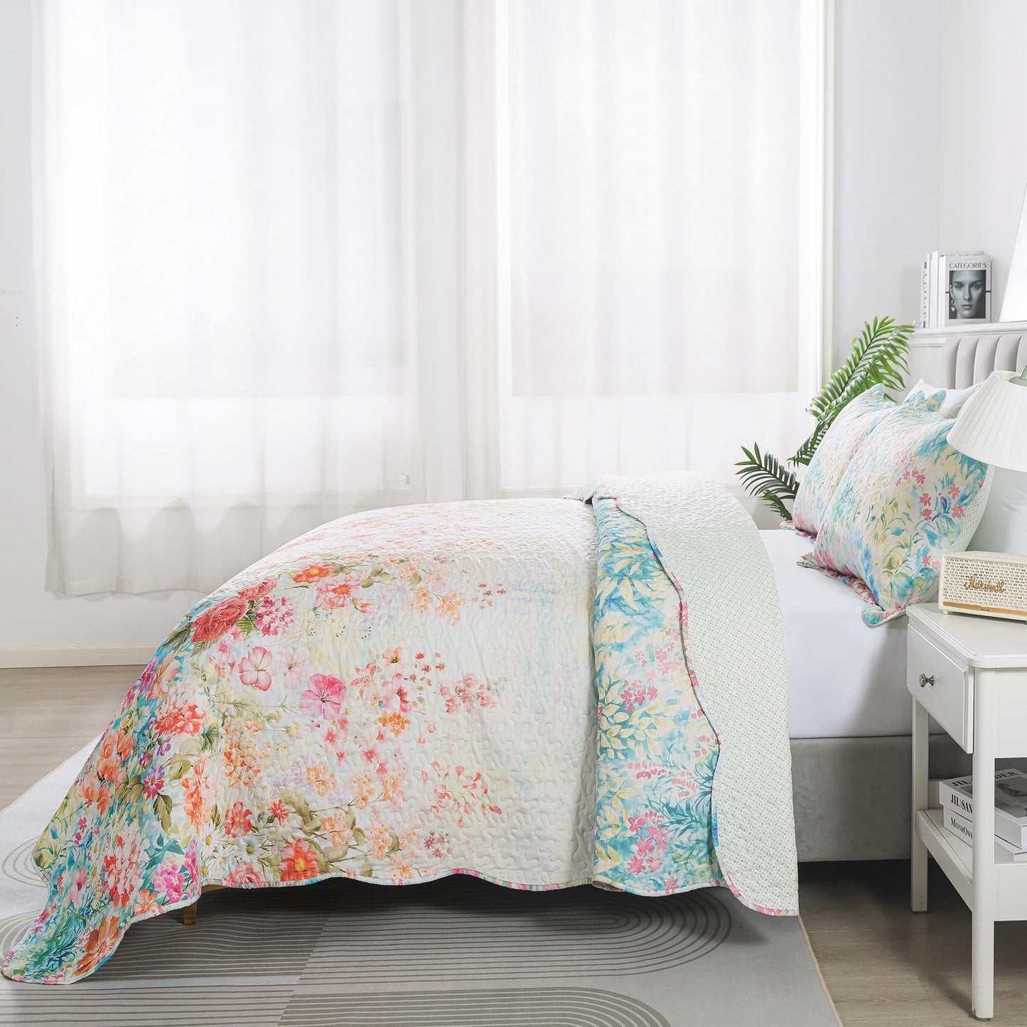 HoneiLife Quilt Sets Queen Size - Floral Quilt 3-Piece, Botanical Bedspreads Wildflower Coverlets for Queen Bed, Microfiber Bed Cover, All Season Quilts-Coral Pink