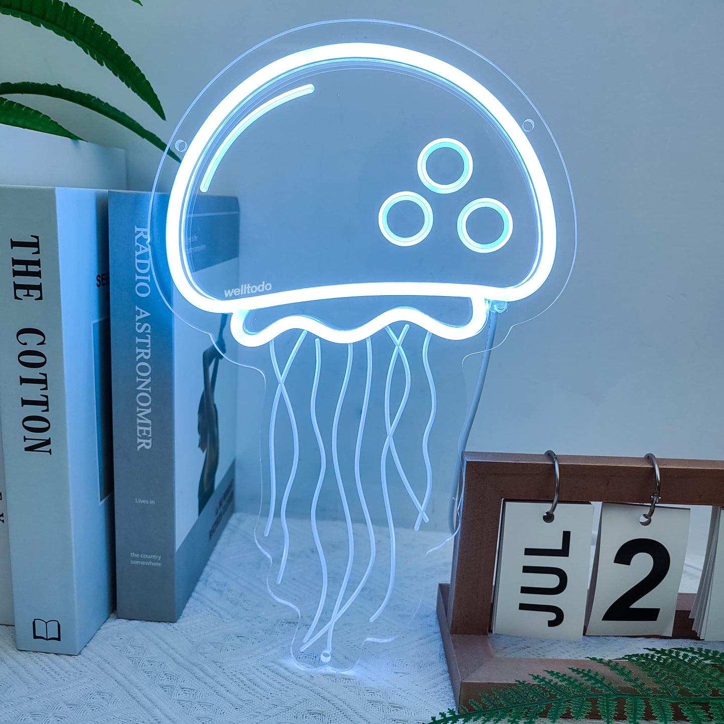 welltodo Jellyfish Neon Signs,Cool Ice Blue Neon Sign for Wall Décor, LED Neon Light Sign for Girls Bedroom Ocean Display Room,Kids Birthday Gift, Wedding Party, Holiday Decoration Powered by USB