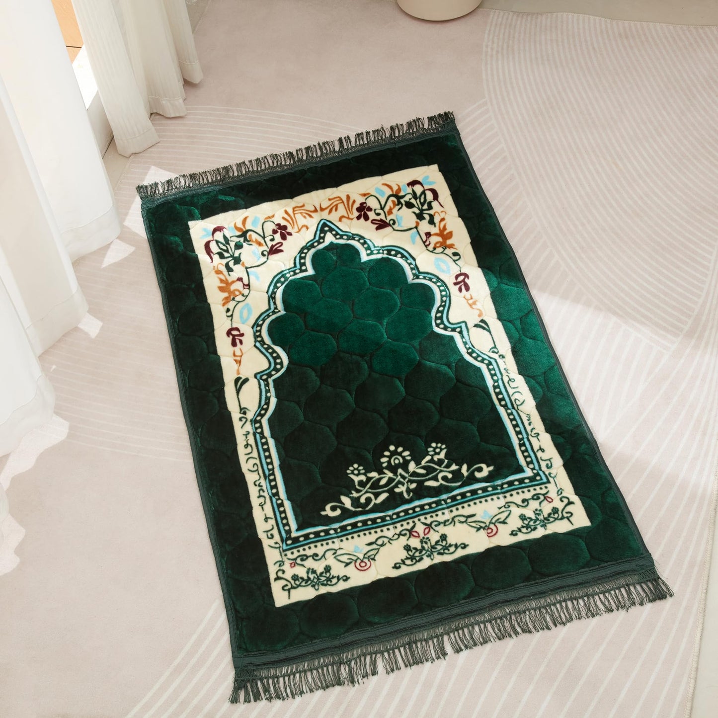 YAZEIN Muslim Prayer Rug with Tasbih Prayer Beads, Soft Large Prayer Matt Islam, Padded Islamic Prayer Mat Thick for Men and Women, Janamaz, Sajadah (31.5" x 47.2", Green)
