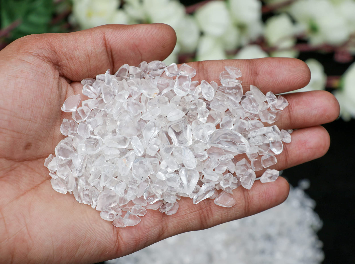 ZAICUS Clear Quartz Crystal Chips Bulk Gemstone Valentine Gift, Healing Crystal Natural Irregular Shaped Crushed Stone Reik Healing Tumbled Chips Crystal Chips for Witchcraft & Jewelry Making 1 Lb