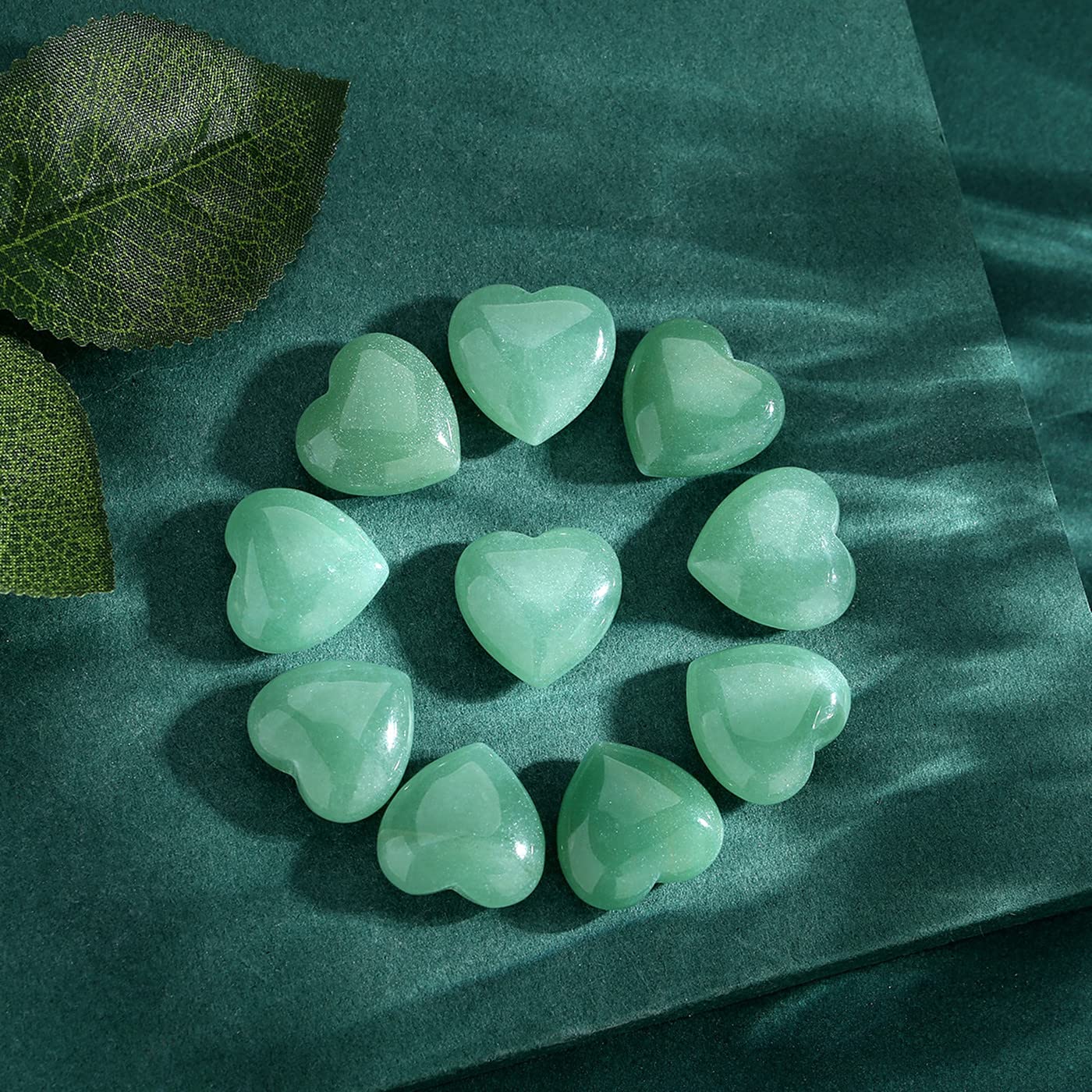 QINJIEJIE 10 PCS Green Aventurine Crystal Thick Heart Healing Crystals Polished Love Heart Shaped Stones Bulk Gemstones Set Palm Worry Stone Reiki Green Crystal Worry Stone Love Gift for Teacher