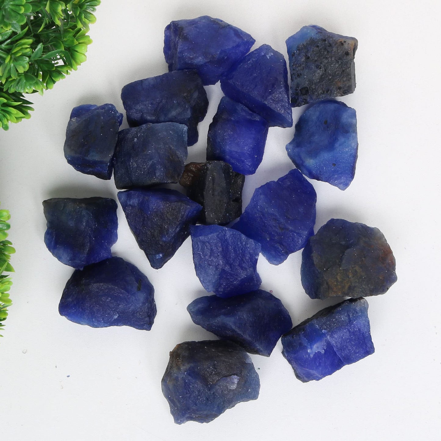 REAL-GEMS Natural Raw Healing Crystals Rough Stones for Tumbling, Cabbing, Polishing, Wire Wrapping, Wicca & Reiki Crystal Healing, Mix Gemstones,7 Chakra (Blue Sapphire)