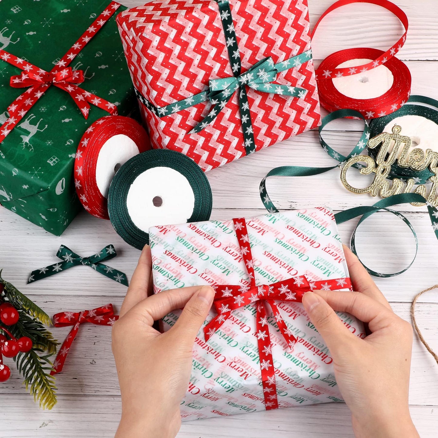 4 Rolls 100 Yards Christmas Snowflake Ribbons for Gift Wrapping, 10mm Wide Red and Green Satin Ribbon for Festival Holiday Party Decorations DIY Crafts