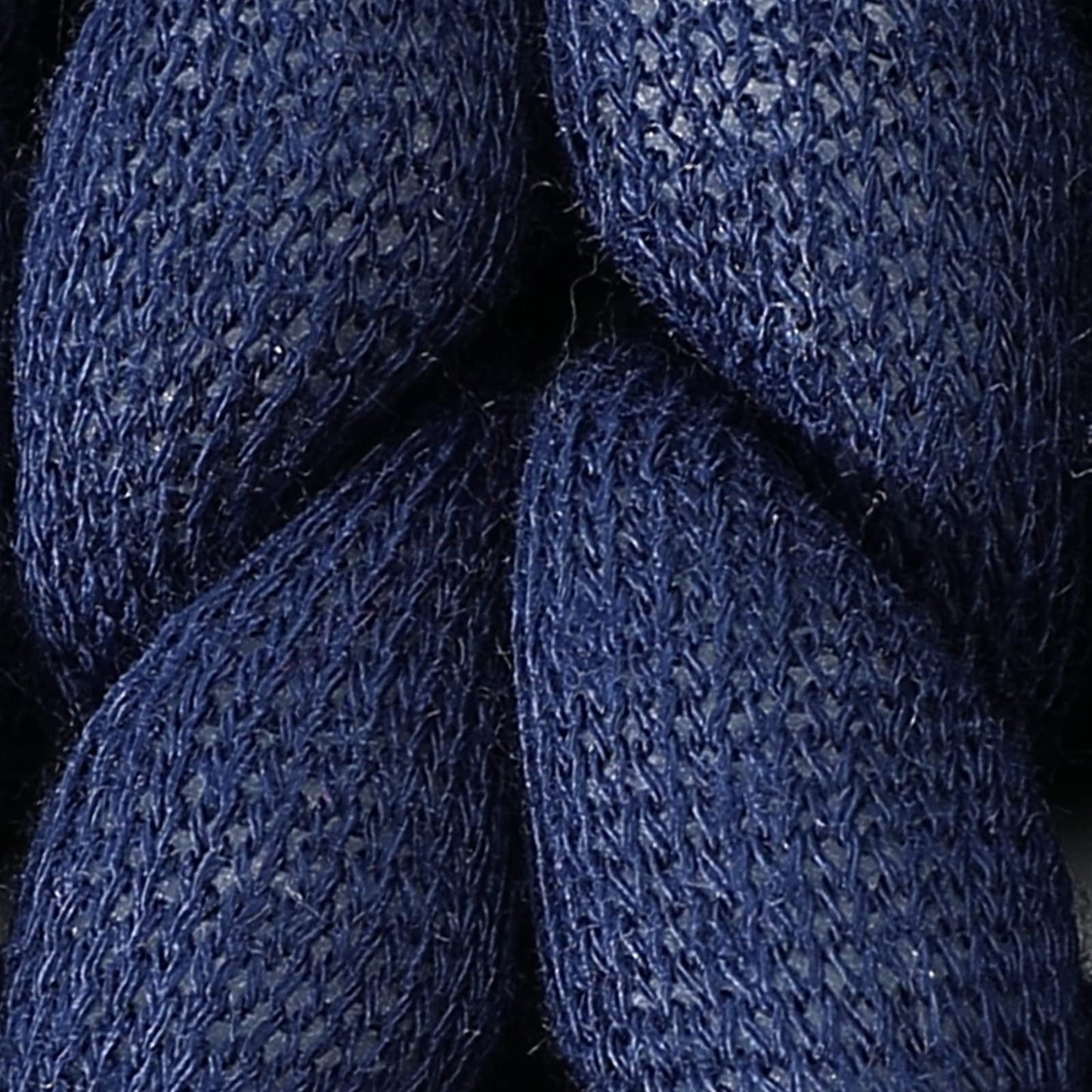 YnM Weighted Blanket, Handmade Chunky Knitted Design, Soft and Cozy, Temperature Regulating and Breathable, Machine Washable Throw for Sleep or Home Decor (Prussian Blue, 50x60 Inch, 10lbs)