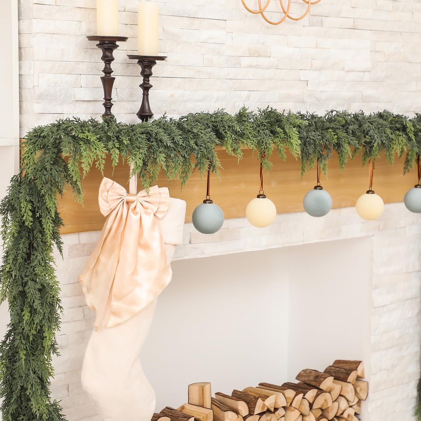 Jutom 1 Pcs 9 ft Christmas Cedar Garland - Dual Green Realistic Cedar Pine Needles Garland Artificial Decoration for Table, Mantel, Wall - Home Winter Holiday Party Decor