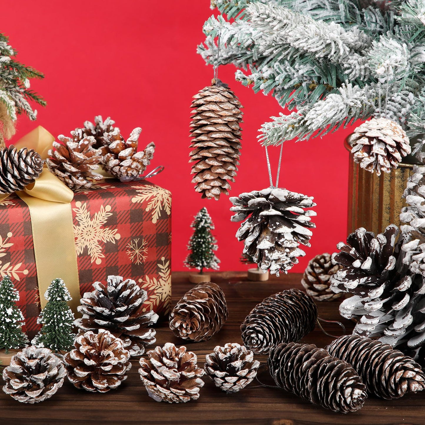 Giegxin 80 Pcs Winter Natural Pine Cones Ornaments 1.5-3.9inch Snow Frosted Pinecones for Crafts with String Bulk Xmas Tree Hanging Pendant Winter Holiday Decoration for DIY Gift Vase Filler Party