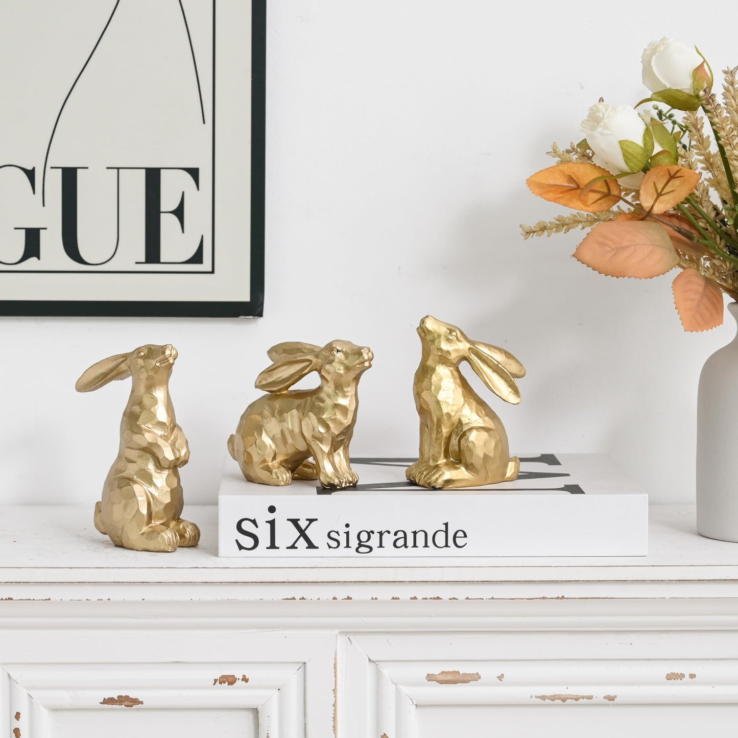 AOMOONOA Resin Gold Bunny Decor Rabbit Figurines, Small Easter Bunny Figurine Set of 3, Easter Rabbit Statues for Spring Tabletop Decor