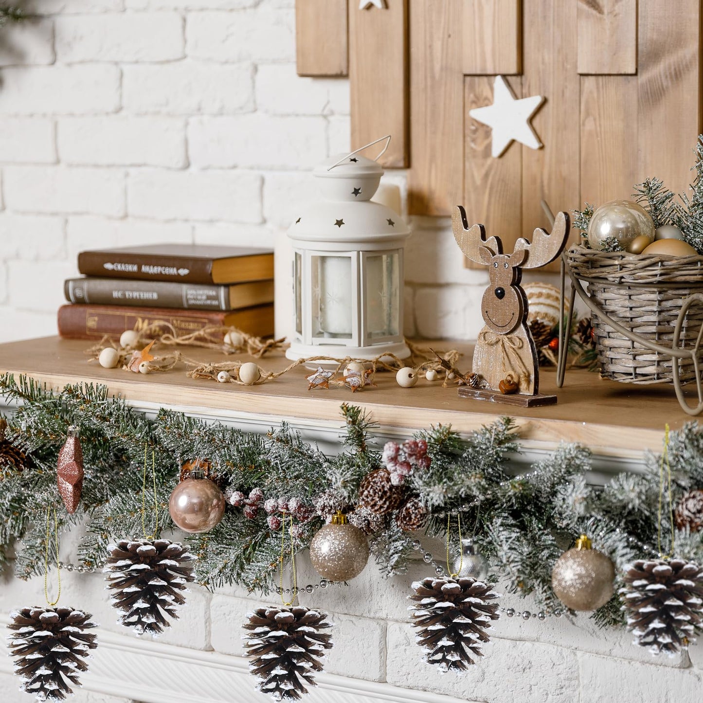 Winlyn 30 Pcs Frosted Pine Cone Ornaments White Natural Pinecone Hanging with String Pine Cones Christmas Tree Decorations for Winter Wedding Seasonal Wreath DIY Crafts Holiday Party Table Centerpiece