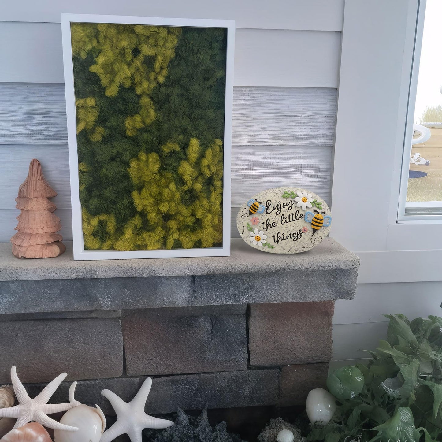 Bechivie Spring Decorative Garden Stones Outdoor, 6x4.1In Enjoy The Little Things Bee Stone with White Flower, Concrete Stepping Stones for Walkway Pathway Yard Outside