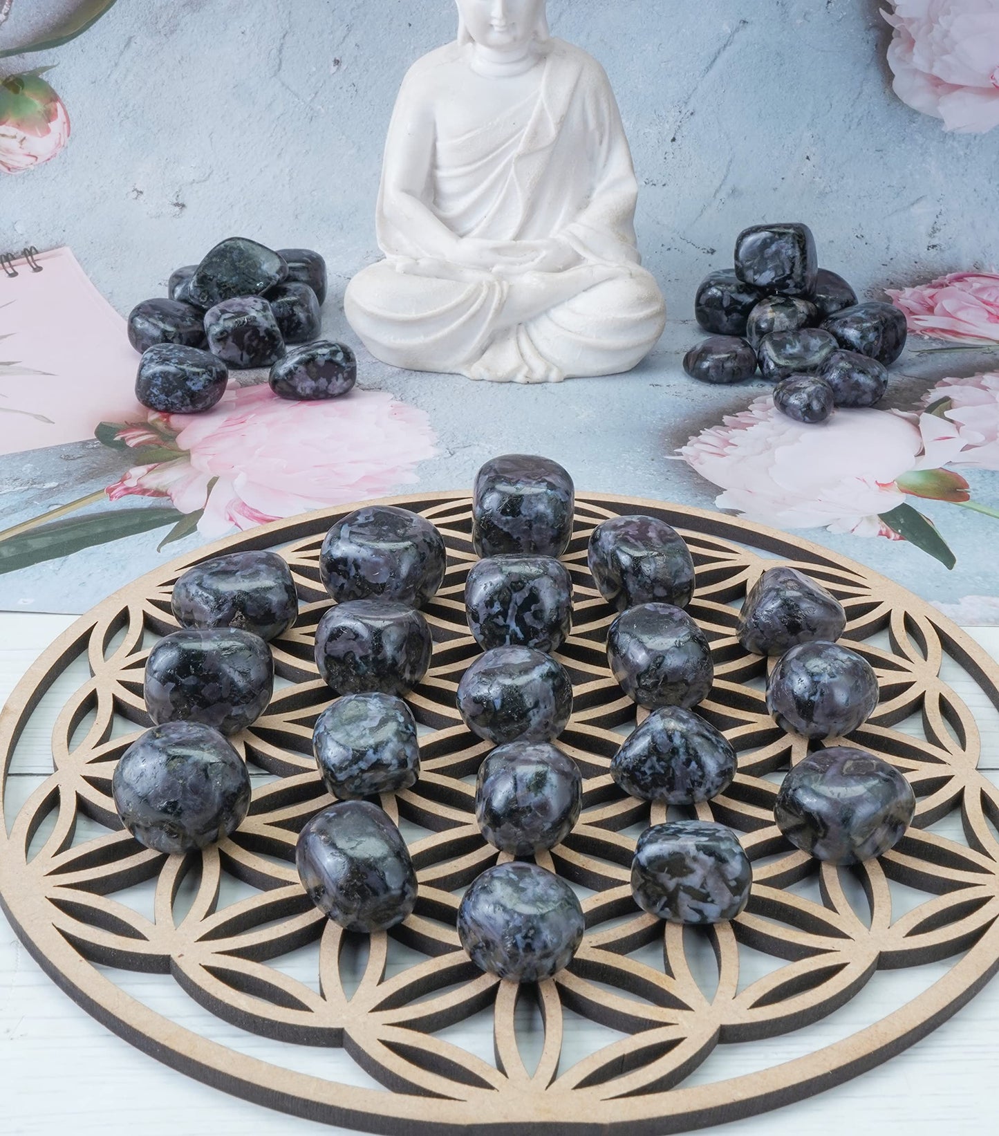 "Crocon 1LB Indigo Gabbro Tumbled Stones and Crystals bulk 2000+ Carats Natural Crystal Kit for Reiki Healing Crystal Polished, Tumble Stones, Chakra Balancing, Reiki Gift, Home Decor Size : 2025 mm"