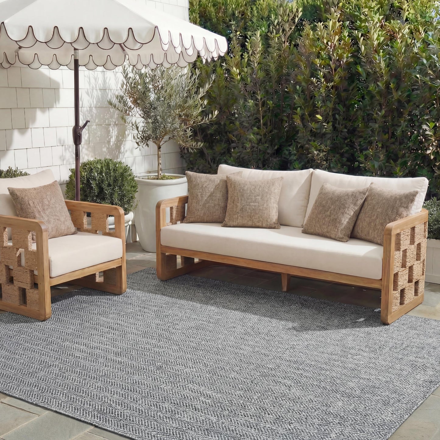 SAFAVIEH Washable Rug Outdoor Courtyard Collection - 10' x 14', Black & Beige, Non-Shedding & Easy Cleaning, Ideal for Patio, Backyard, Mudroom (CY8022-36621)