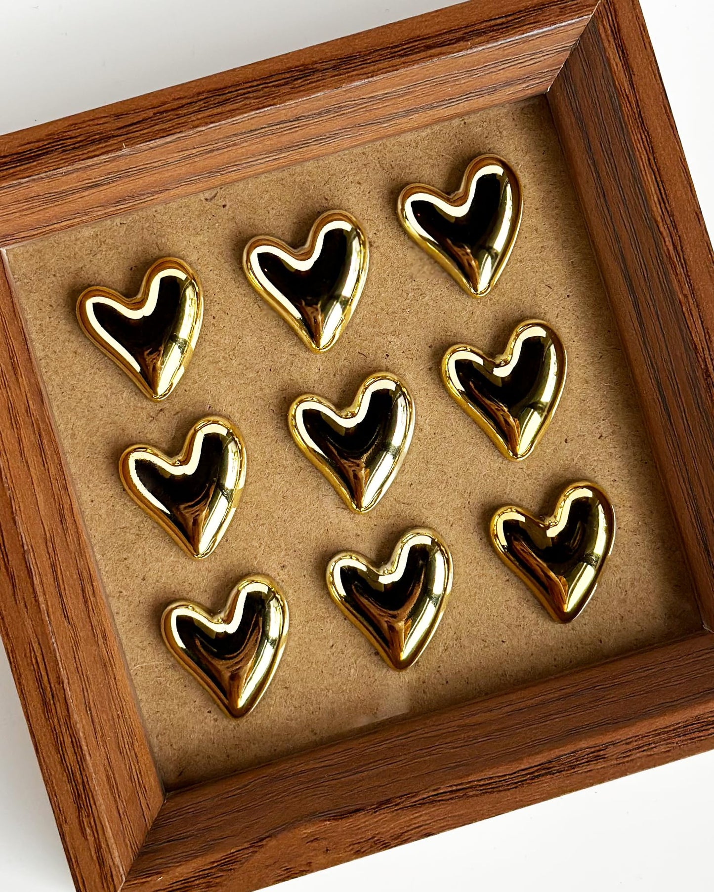30 pcs - Heart Decorative Pins, Gold Cute Pins for Bulletin Board, Office or Home (30Pcs-Gold)
