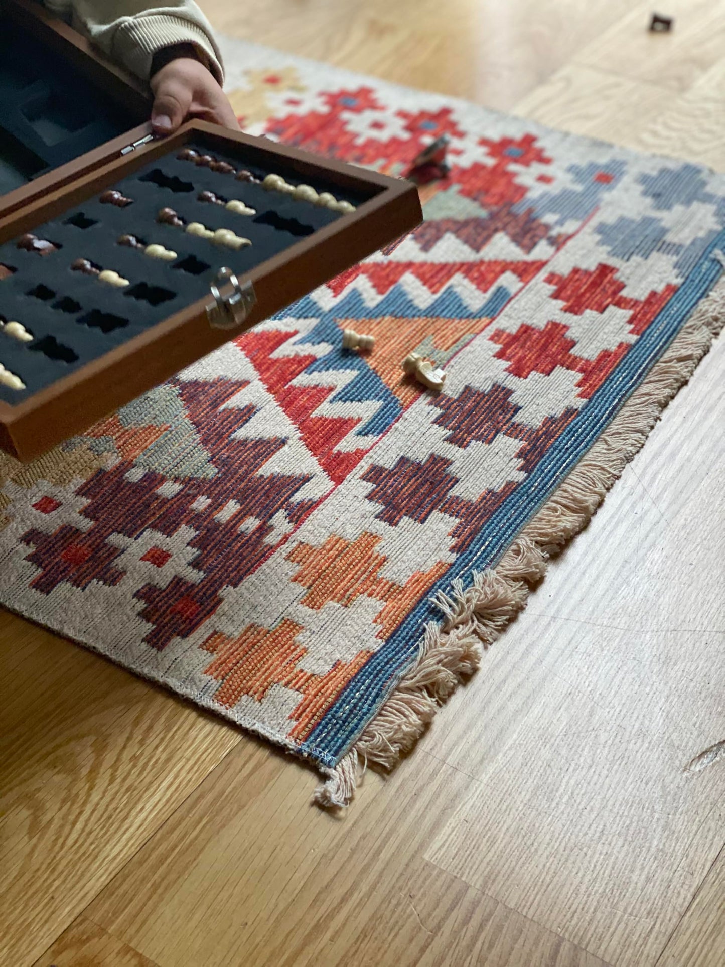 Secret Sea Collection: Modern Kilim Series Small Area Rug, Washable, Reversible, Cotton (2 x 3 feet, Eternal Flow)