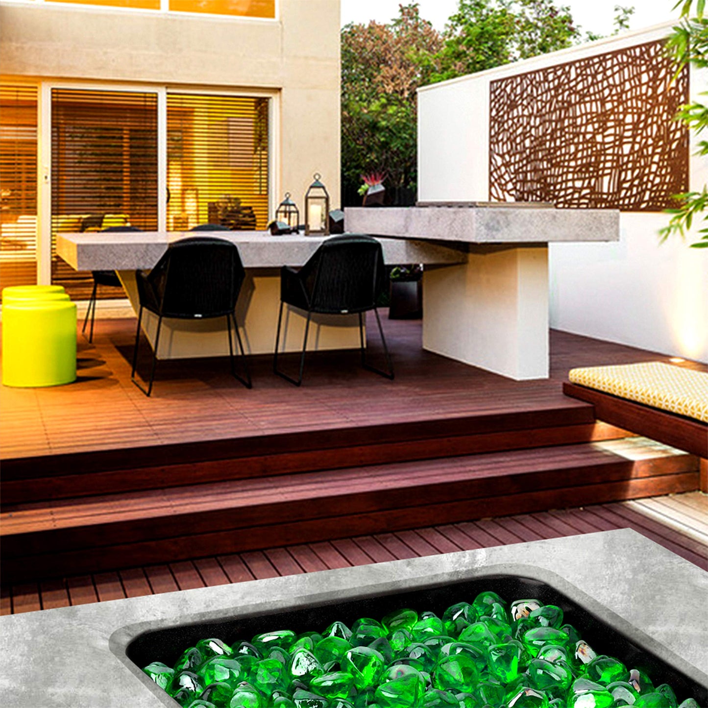 Mr. Fireglass 10 Pounds Diamond Fire Glass, 1 inch High Luster Reflective Fire Pit Glass Rocks for Propane & Natural Gas Fire Pits Fireplace & Lanscape, Emerald Green