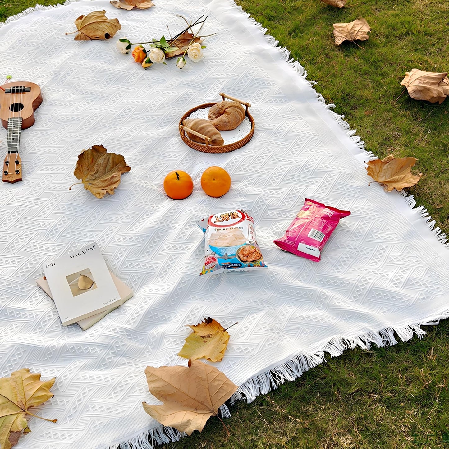 Outdoor Picnic Blanket Sandproof - Portable Lightweight T-Grid Picnic Mat for Beach, Camping, Park, Lawn, Concert & Wedding Photoshoot Indoor Bohemian Decor Machine Washable 70.9 x 102 Inches