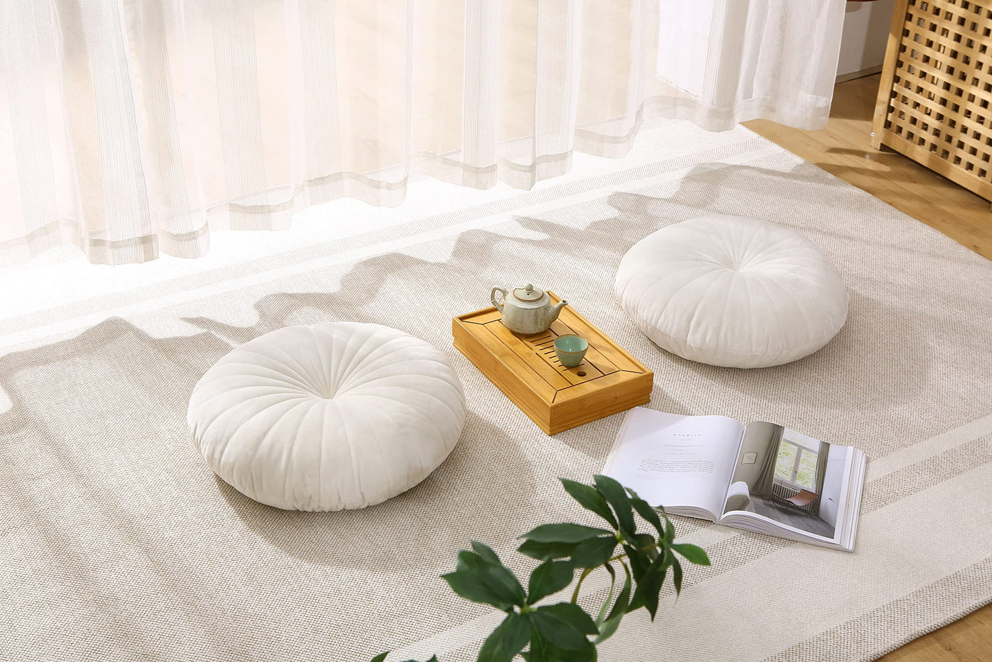 STRWARD Floor Pillow Meditation Cushion Round Large Floor Pillows Seating for Adults, Velvet Thick Floor Cushions for Yoga Living Room Balcony Outdoor Tatami（Beige）
