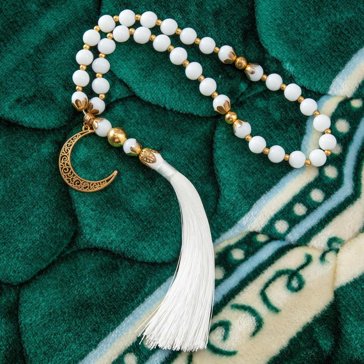 YAZEIN Muslim Prayer Rug with Tasbih Prayer Beads, Soft Large Prayer Matt Islam, Padded Islamic Prayer Mat Thick for Men and Women, Janamaz, Sajadah (31.5" x 47.2", Green)
