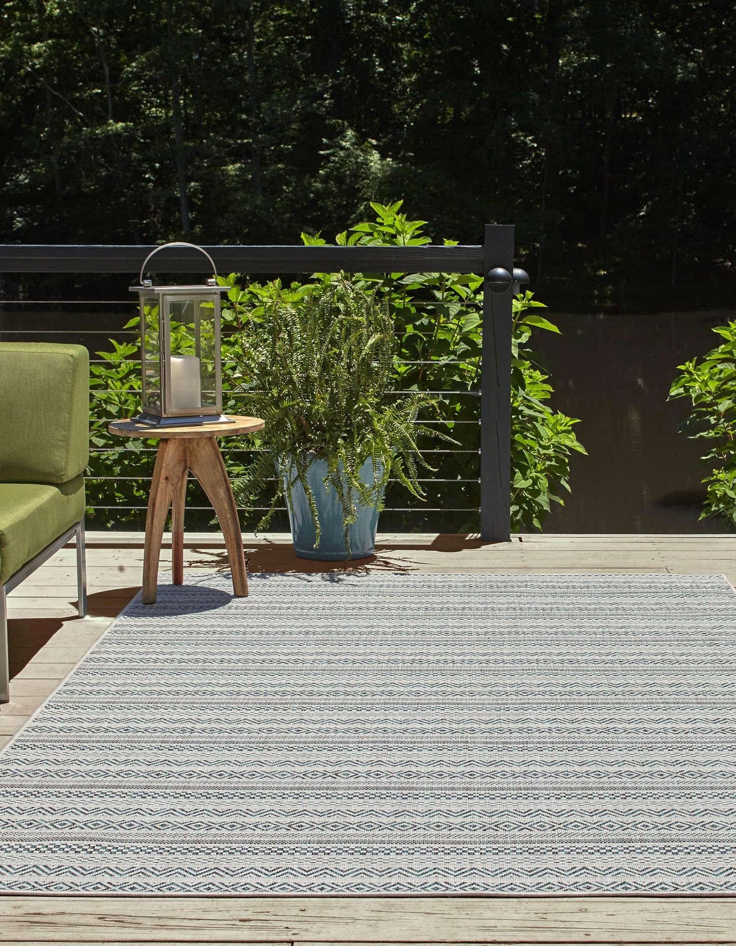 Unique Loom Outdoor Striped Collection Area Rug - Maia (4' 1" x 6' 1" Rectangle, Teal/Ivory)