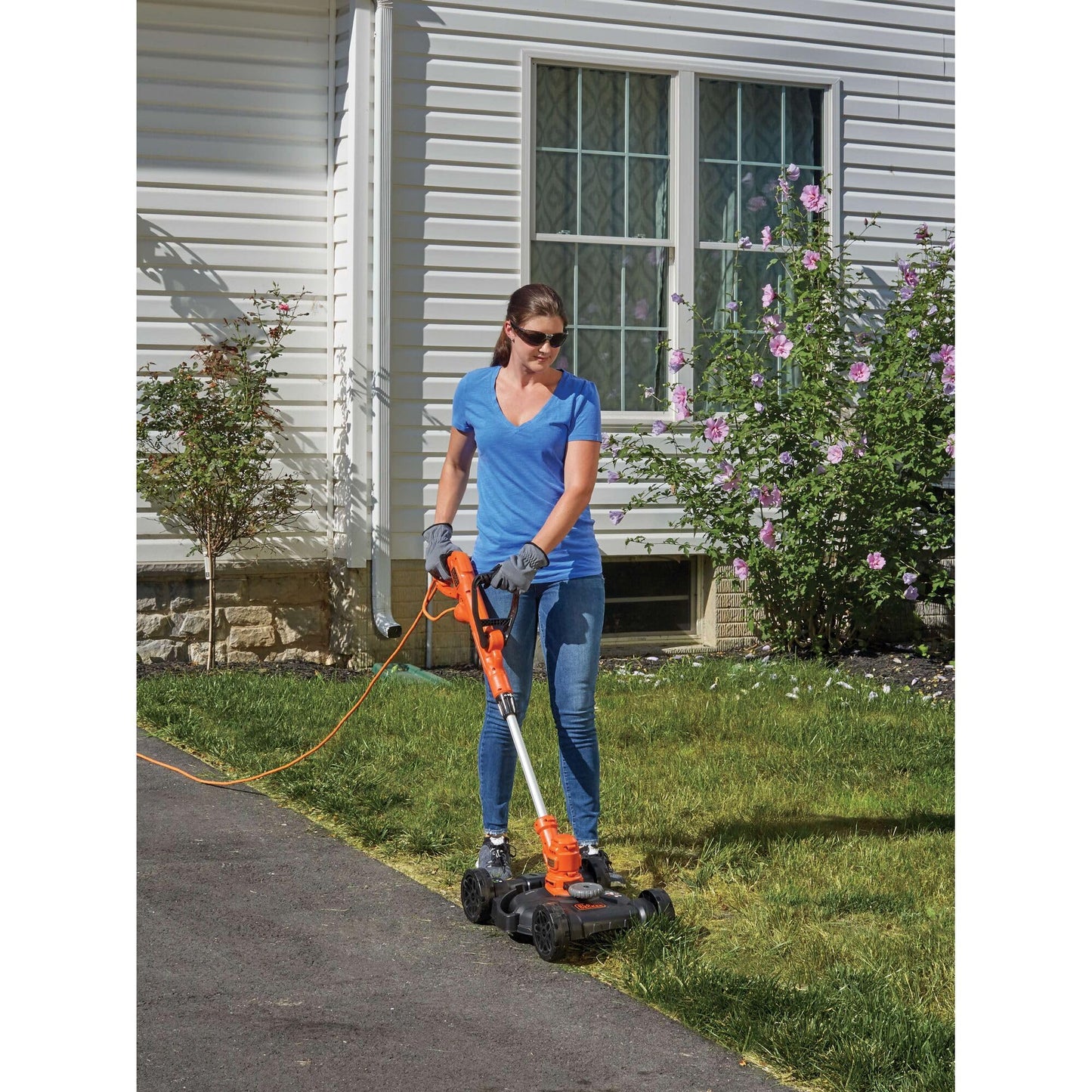 BLACK+DECKER Electric Lawn Mower, Weed Eater and Edger 3-in-1 Combo, Corded 12-Inch 6.5 Amp Electric Weed Wacker and Compact Push Mower (BESTA512CM)