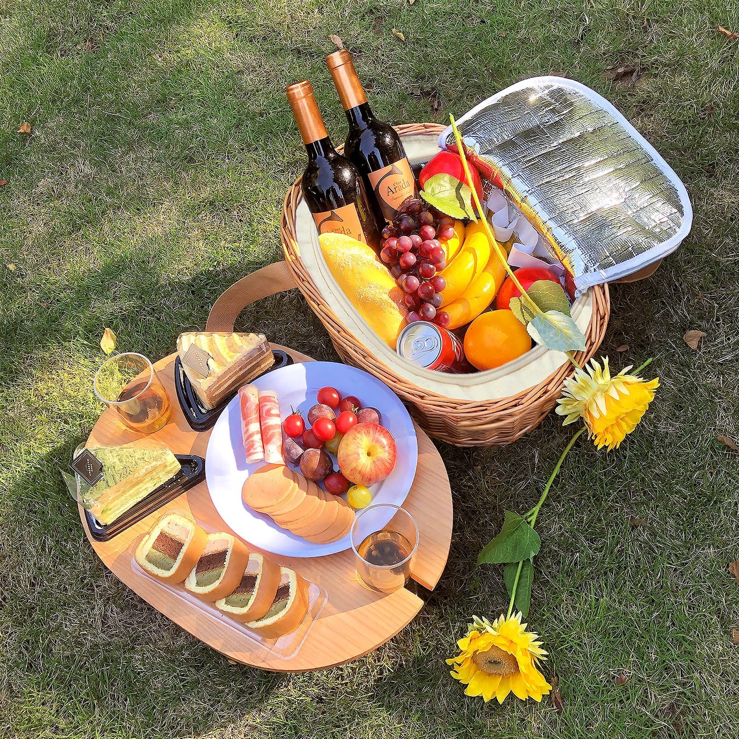 Hap Tim Wicker Picnic Basket Set for 2 with Mini Folding Wine Picnic Table & Large Insulated Cooler Bag & Cutlery Service Kits for 2 Person, Couples Gifts, Wedding Gifts (Y2209-2-CM)