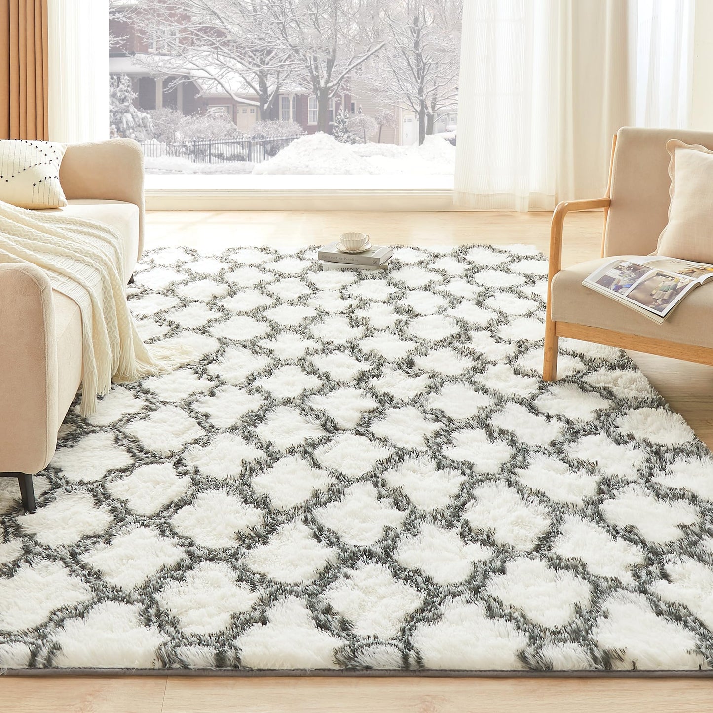 Litanika 4x6 Geometric Shag Area Rug for Bedroom, White and Grey High Pile Ultra Soft Plush Shaggy Furry Bedside Playroom Dorm Carpet, Non-Slip, Non-Shedding Indoor Floor Rug