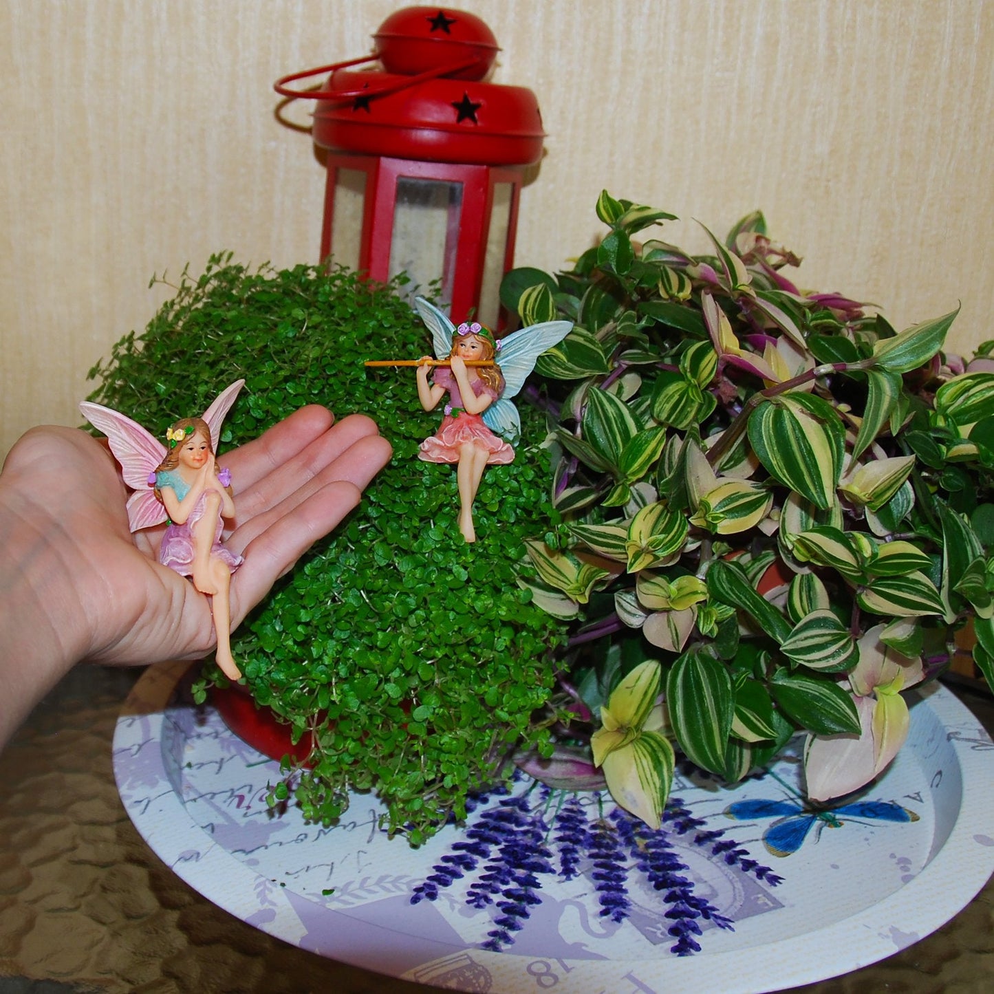 Mood Lab Fairy Garden Figurines - Sitting Fairies Set (2 pcs) - Miniature Decorative Statues - Outdoor Indoor Garden Decor